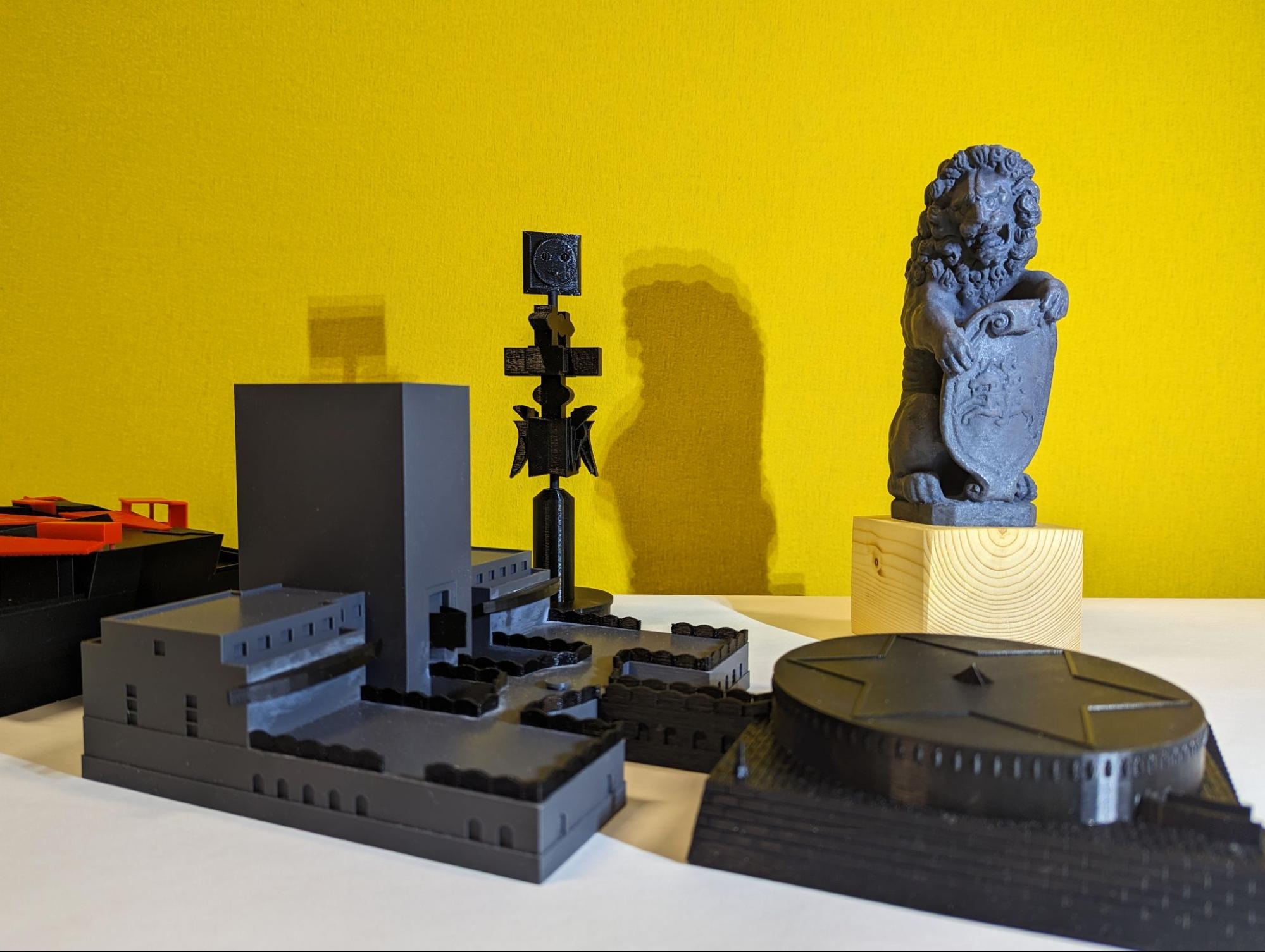 Tactile Groninger Museum - overview of the tactile artwork